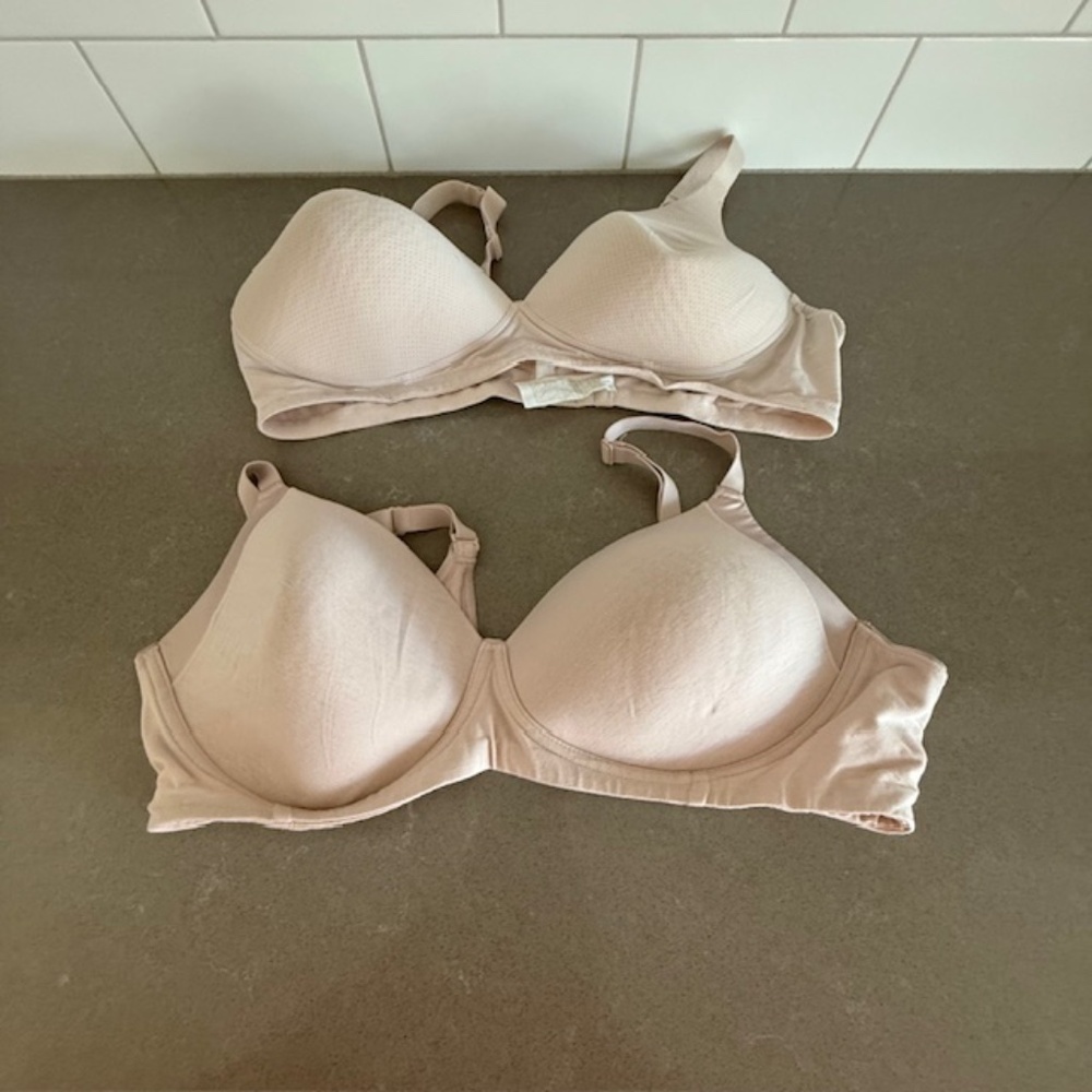 2 Women's 42C Seamless Soft Cotton Wire Free Bras-Good condition